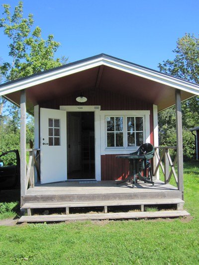 Rote Hütte in Sicht! Sandbybadets Camping @ Öland